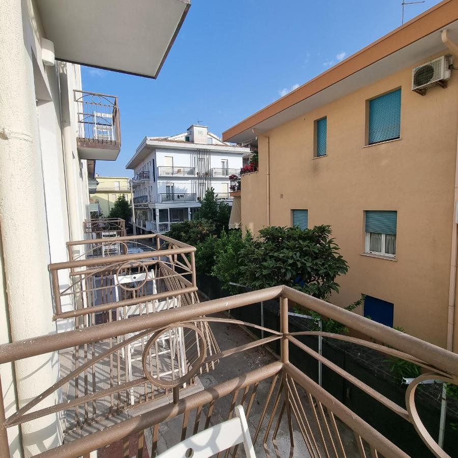 Residence Mare Rimini Exterior foto